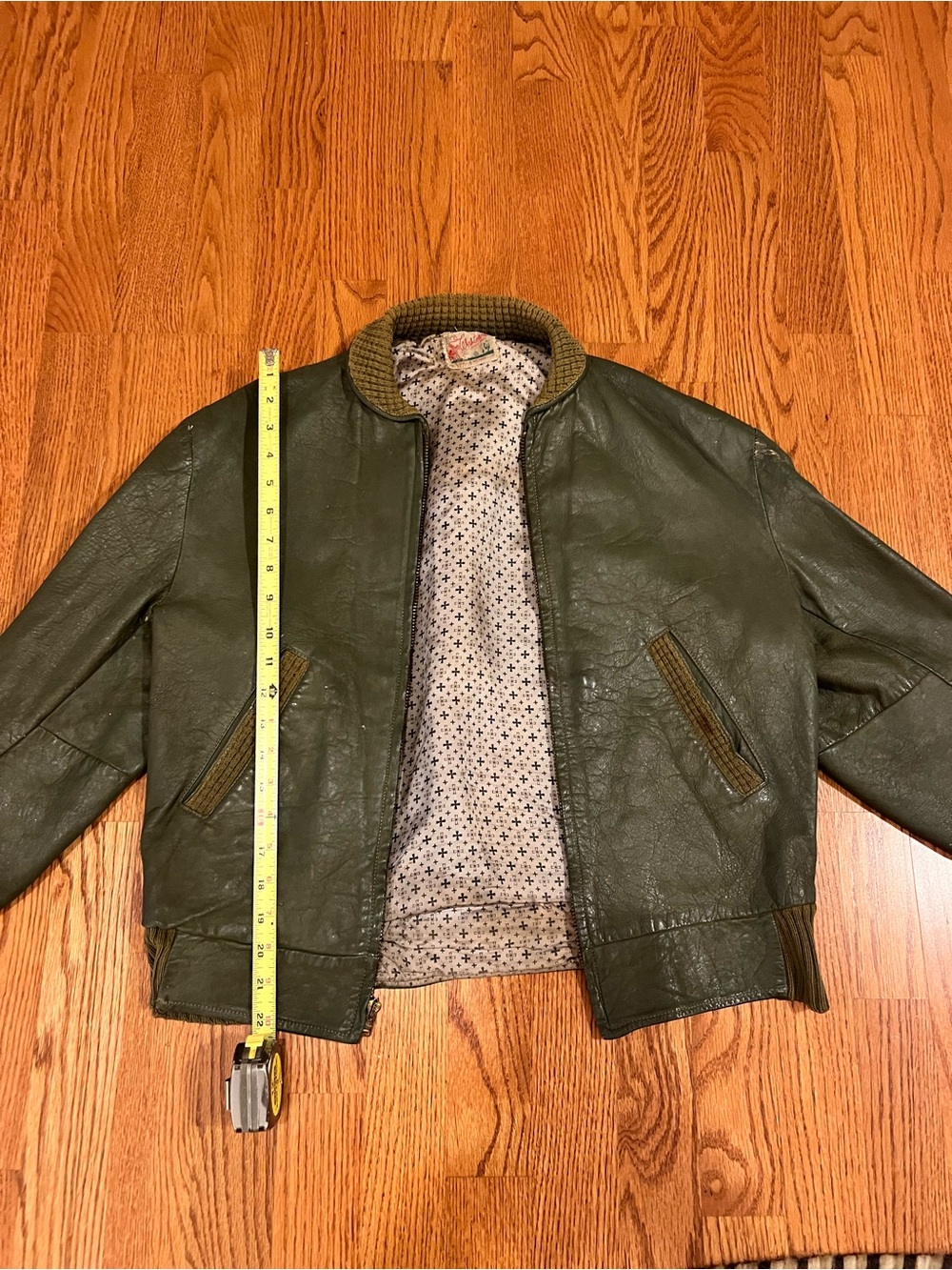 Women’s vintage Olive Green Leather Bomber Jacket